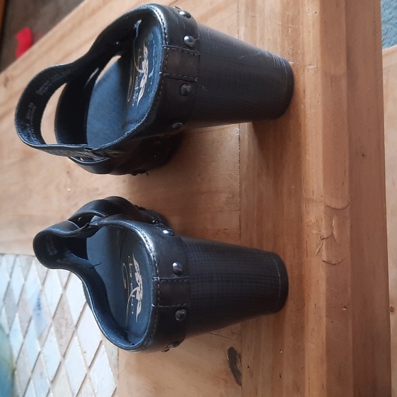 Dansko sandals size 39 genuine leather worn once . Fit like 8.5 imo - Picture 5 of 16